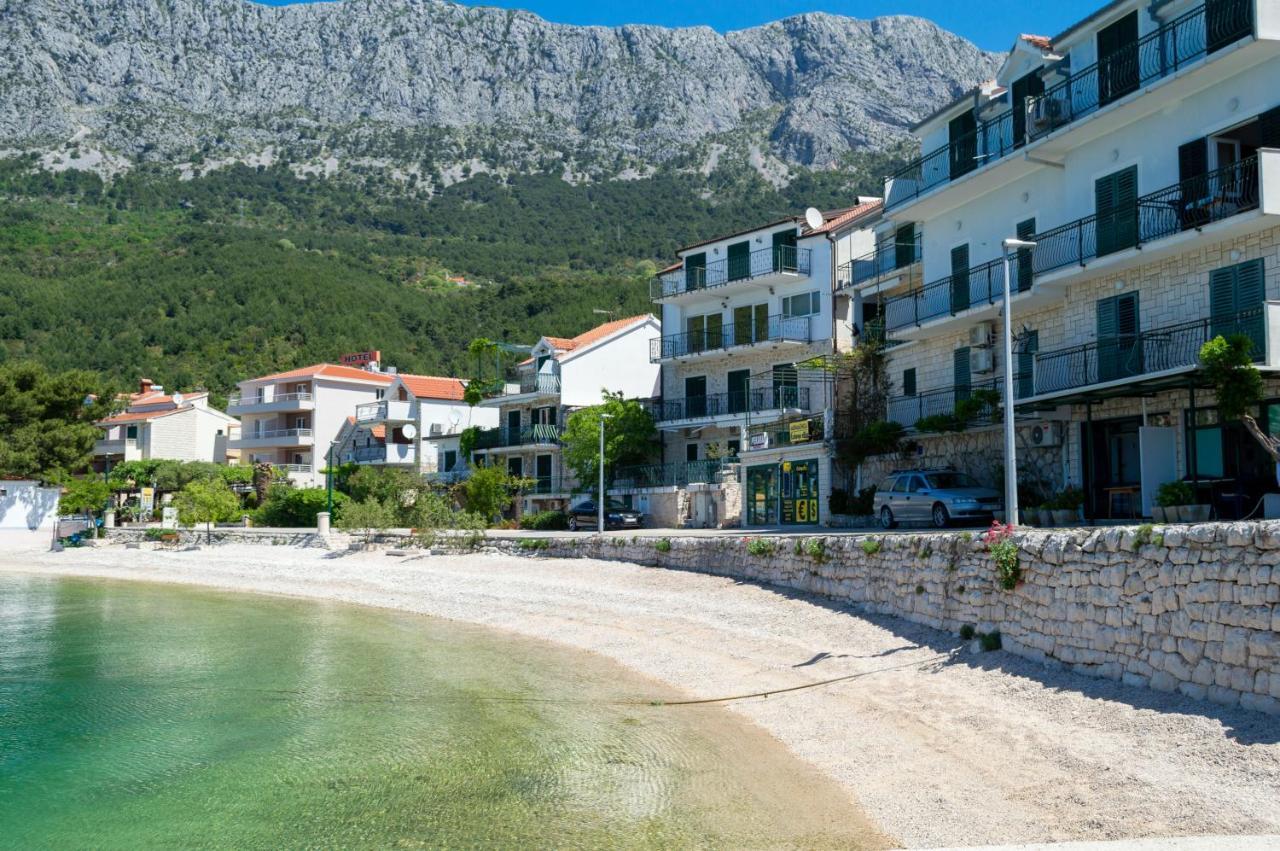 Ivica - Beachfront